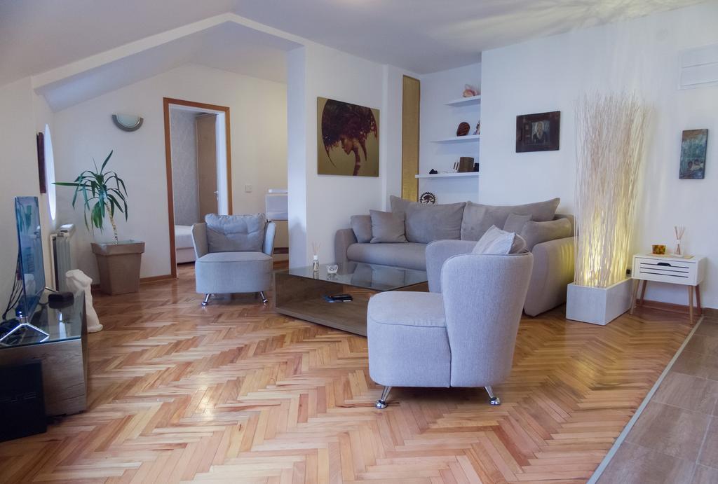 Apartment Nis Center Luaran gambar